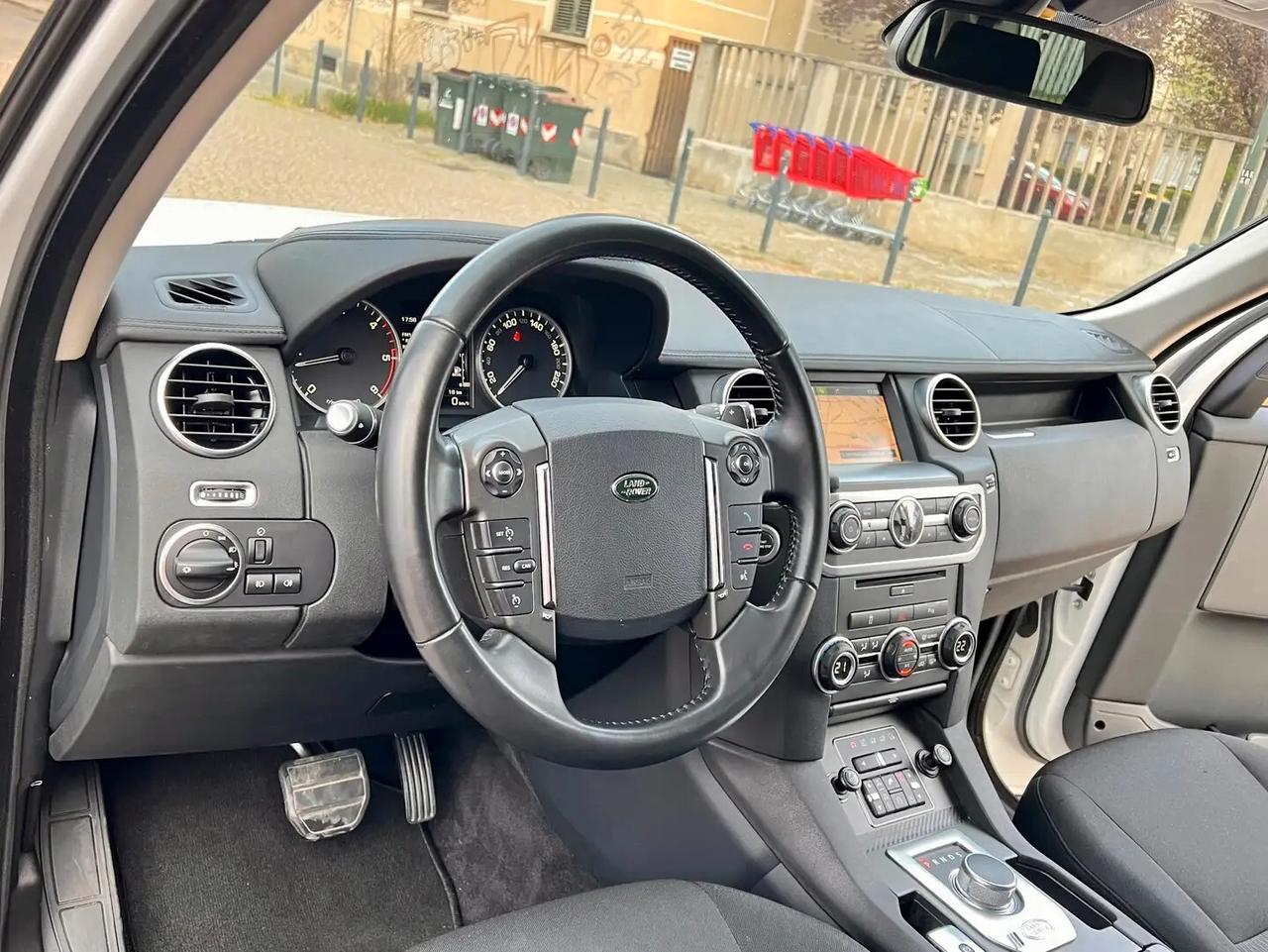 Land Rover Discovery 4 3.0 SDV6 249CV SE