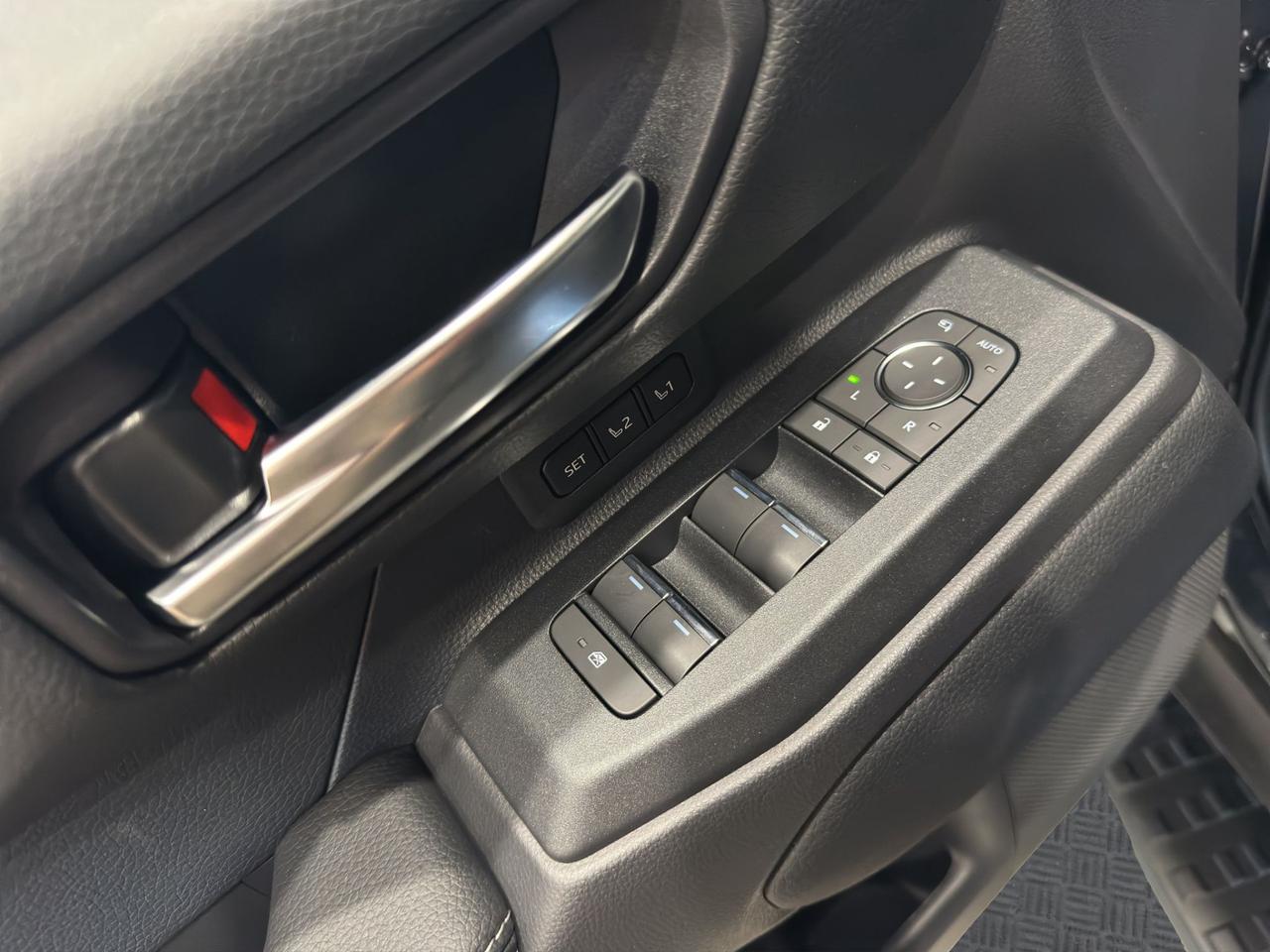 Toyota Land Cruiser 2.8 mhev Premium awd auto