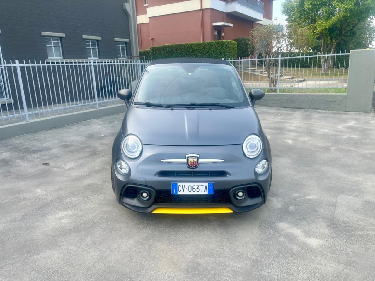 Abarth 595 C 1.4 Turbo T-Jet 180 CV Competizione