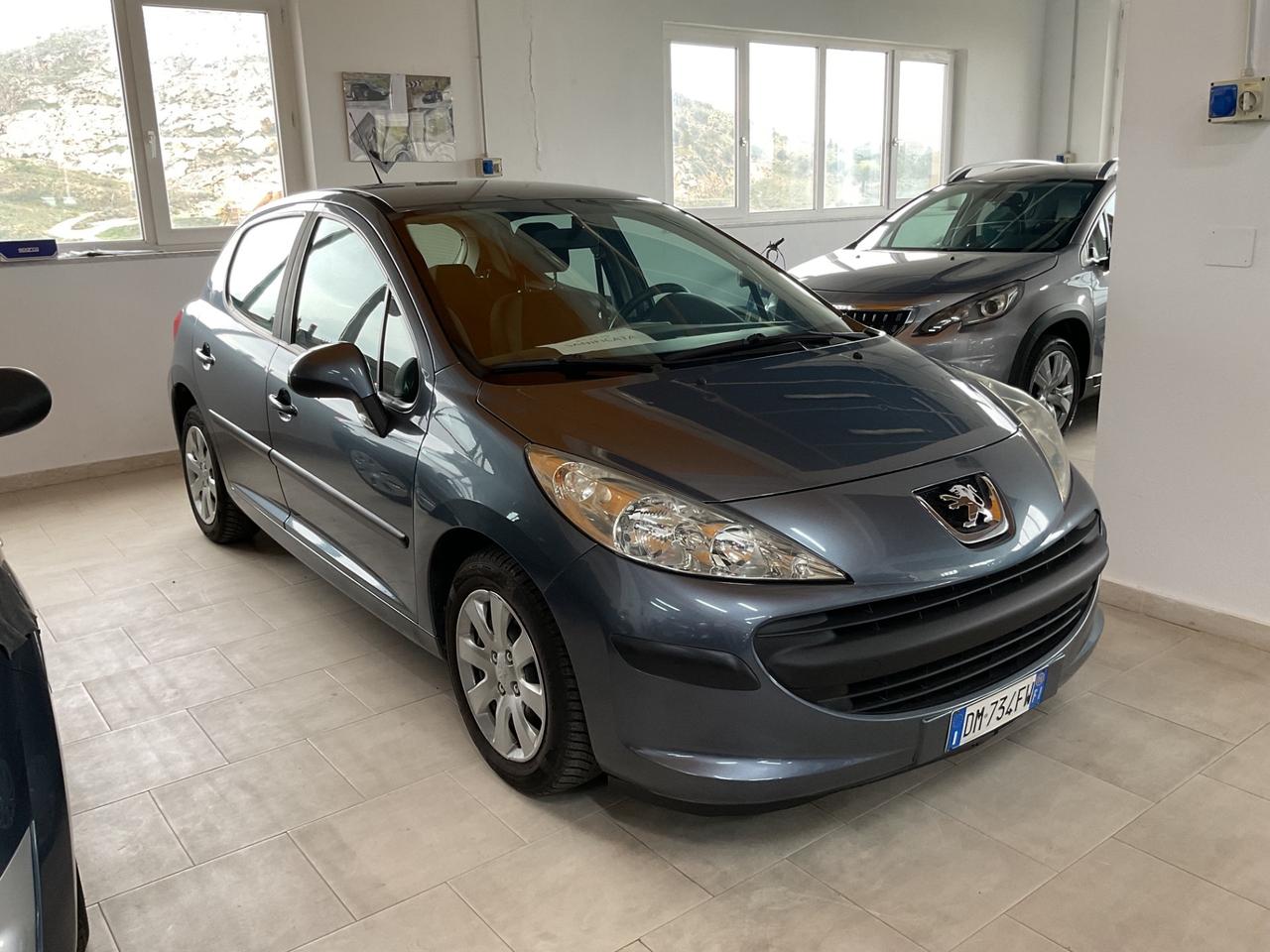 Peugeot 207 1.4 8V 5p. X Line