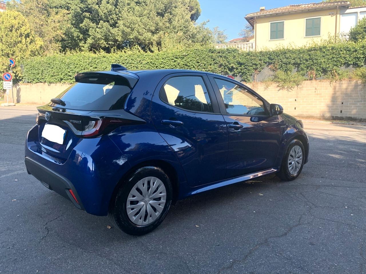 Yaris 1.5Hybrid 5P Business NAVIGATORE KM27900