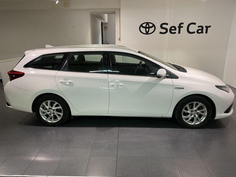 Toyota Auris Touring Sports 1.8 Hybrid Business