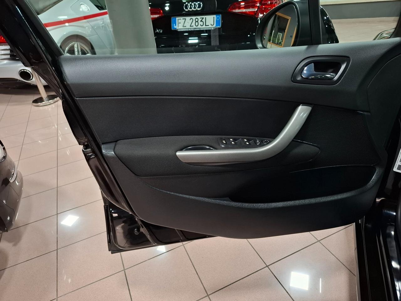 Peugeot 308 1.6 HDI Neopatentato