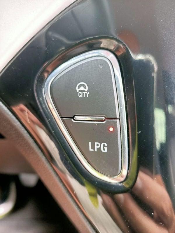 Opel Adam 1.4 Gpl-tech 87cv Jam E6