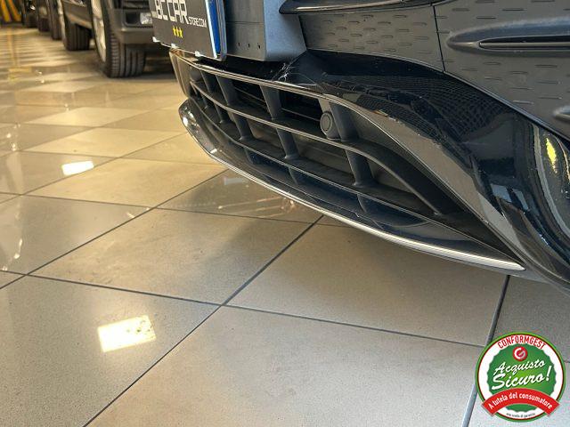 MERCEDES-BENZ GLA 200 d 150cv Auto Premium AMG