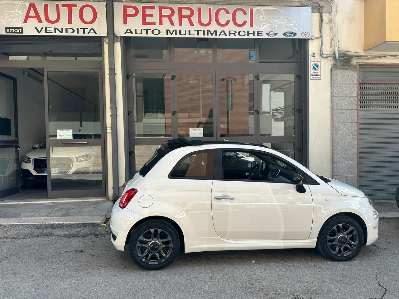 Fiat 500C 1.0 Hybrid Connect