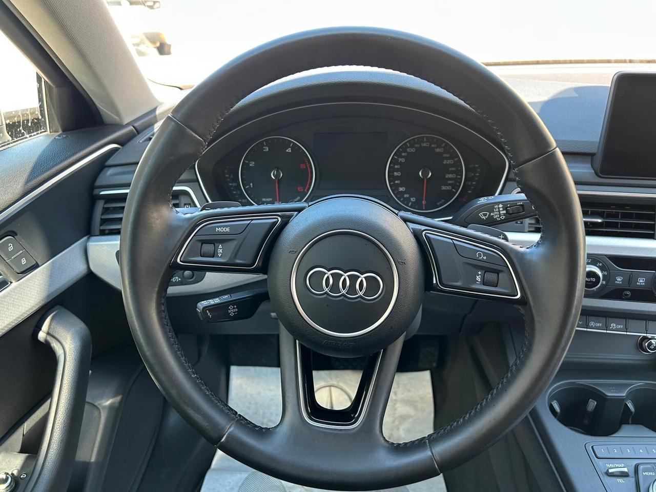 Audi A4 Avant 2.0 TDI 150 CV ultra Business Sport