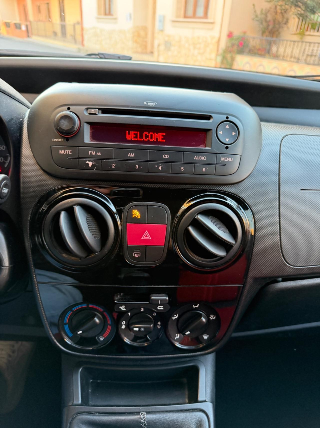 Fiat Qubo 1.4 8V 77 CV Emotion 2016