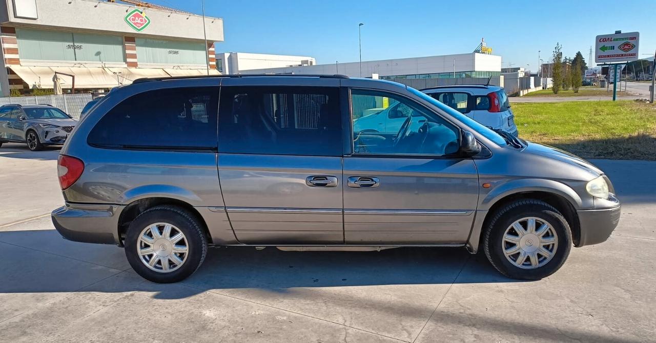 Chrysler Voyager Grand Voyager 2.8 CRD cat Limited Auto