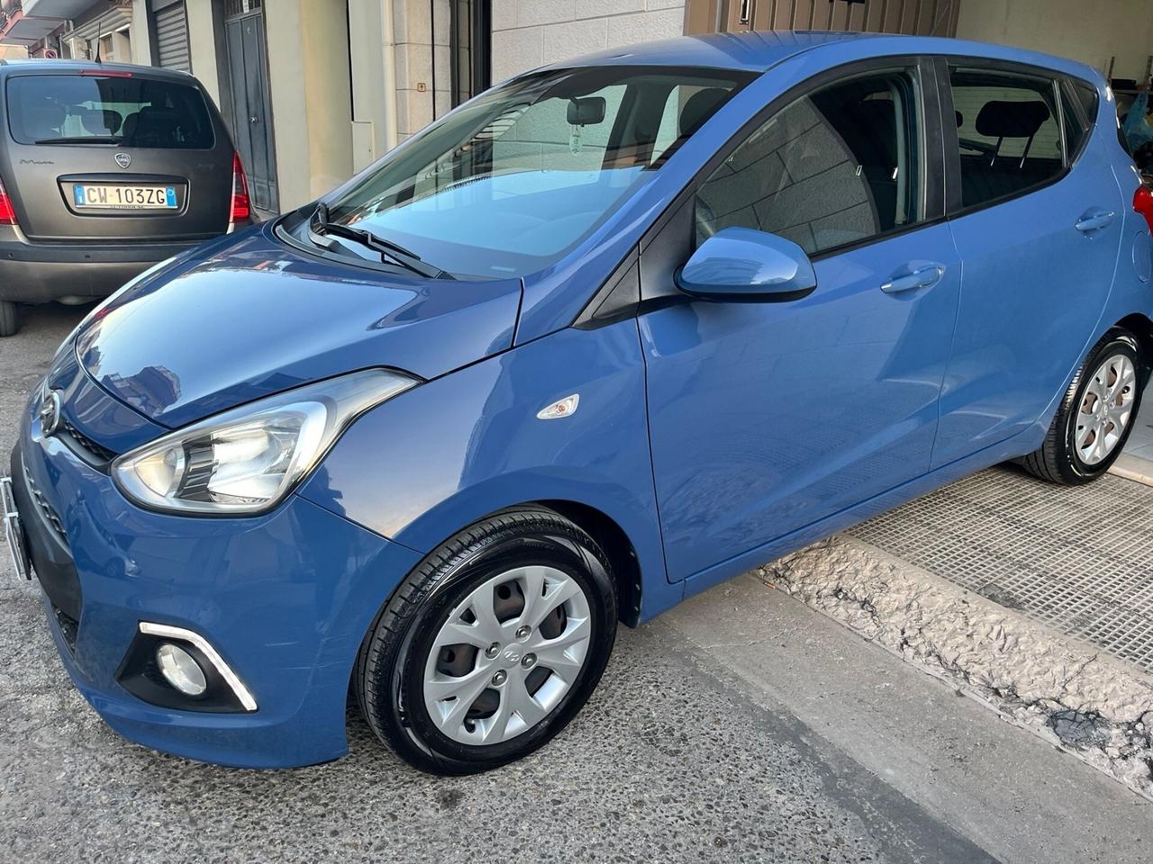 Hyundai i10 1.0 MPI Login Perfetta