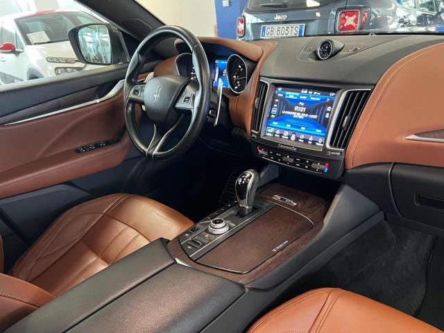 MASERATI Levante V6 Diesel 275 CV AWD
