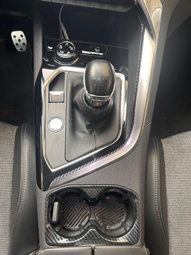 PEUGEOT 3008 BlueHDi 120 CV