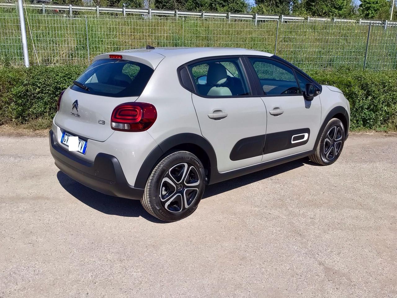Citroen C3 BlueHDi 100 S&S Plus