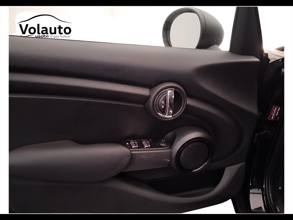MINI Mini IV F55-F56 2014 - Mini 1.2 One 75cv 5p
