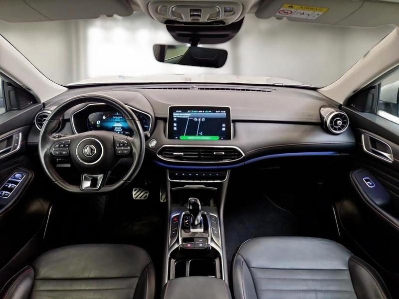 MG EHS 1.5 T PLUG-IN HYBRID LUXURY AUTO SUV