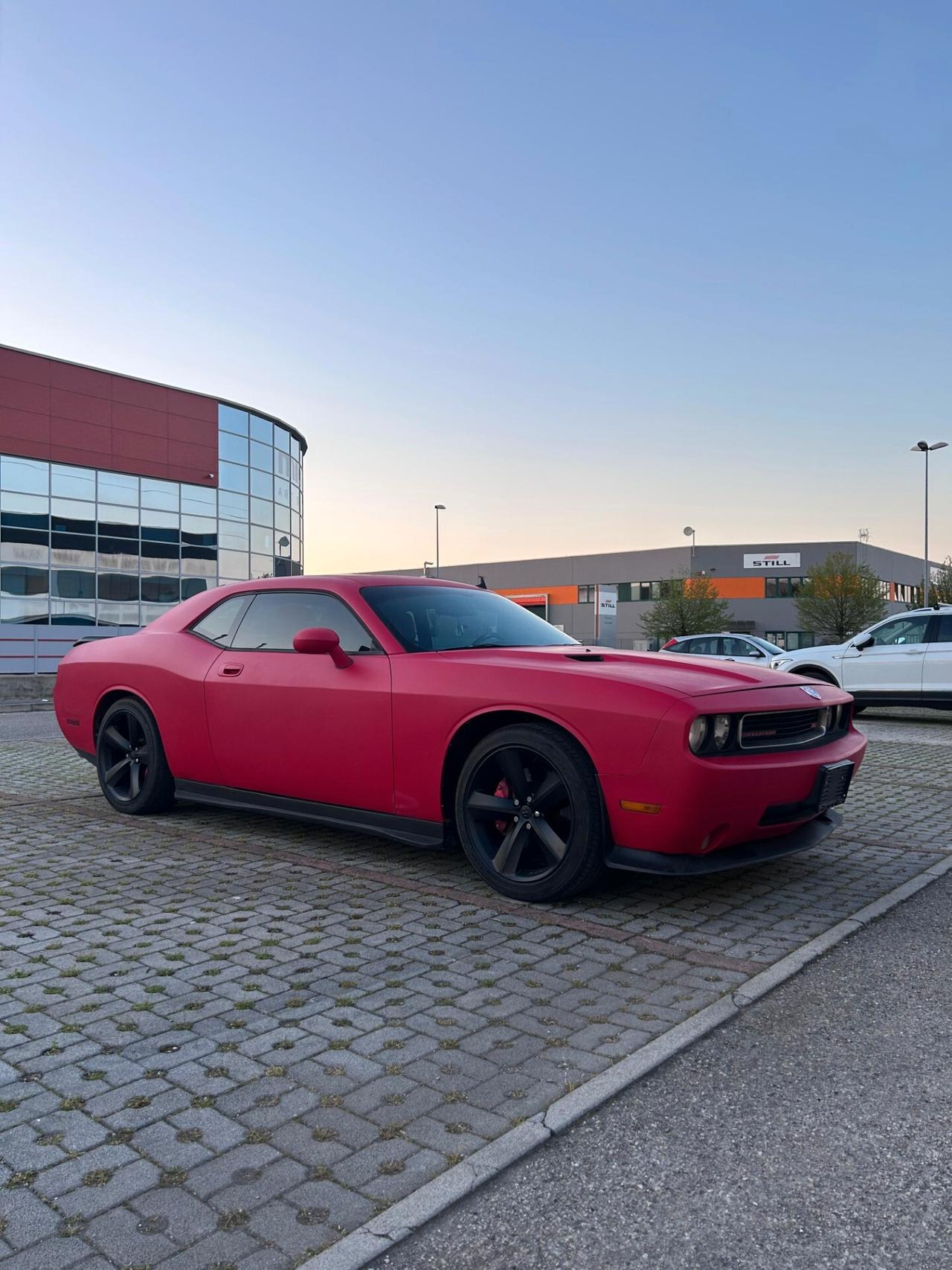 Dodge Challenger SRT8 6.1