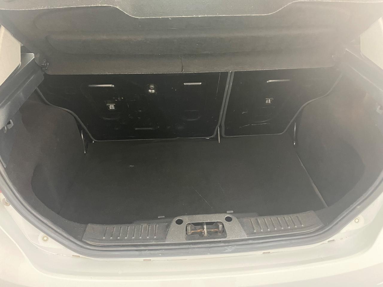 Ford Fiesta 1.4 5 porte Bz.- GPL Titanium