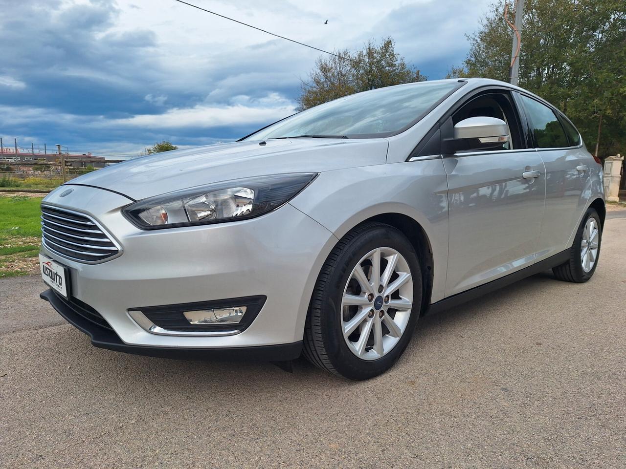 Ford Focus 1.5 TDCi 120 CV BERLINA 100000 KM