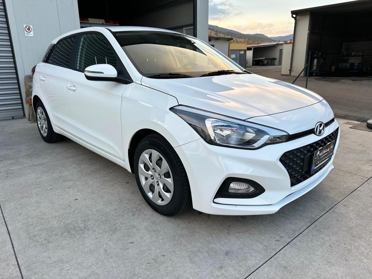 Hyundai i20 1.2 5 porte Connectline