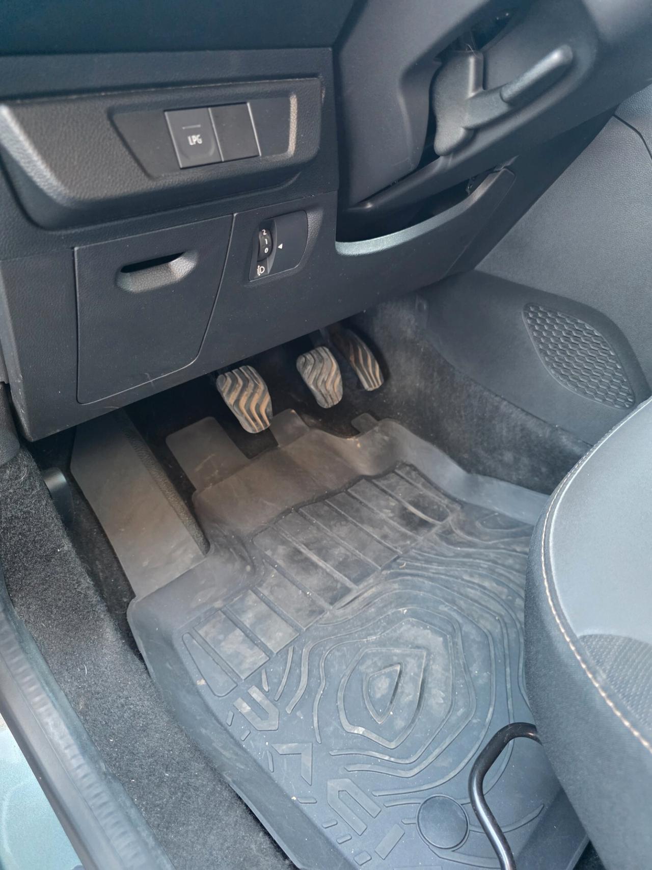 Dacia Jogger 1.0 TCe GPL 100 CV 5 posti Extreme Up