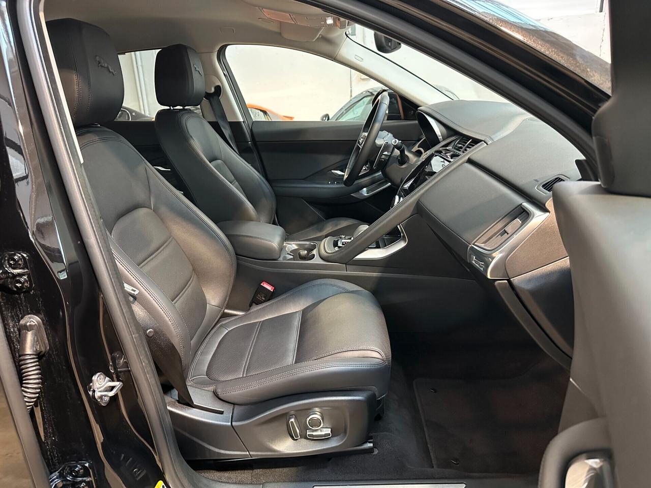Jaguar E-Pace 2.0D I4 163 CV AWD Auto SE - TELECAMERE 360 LED