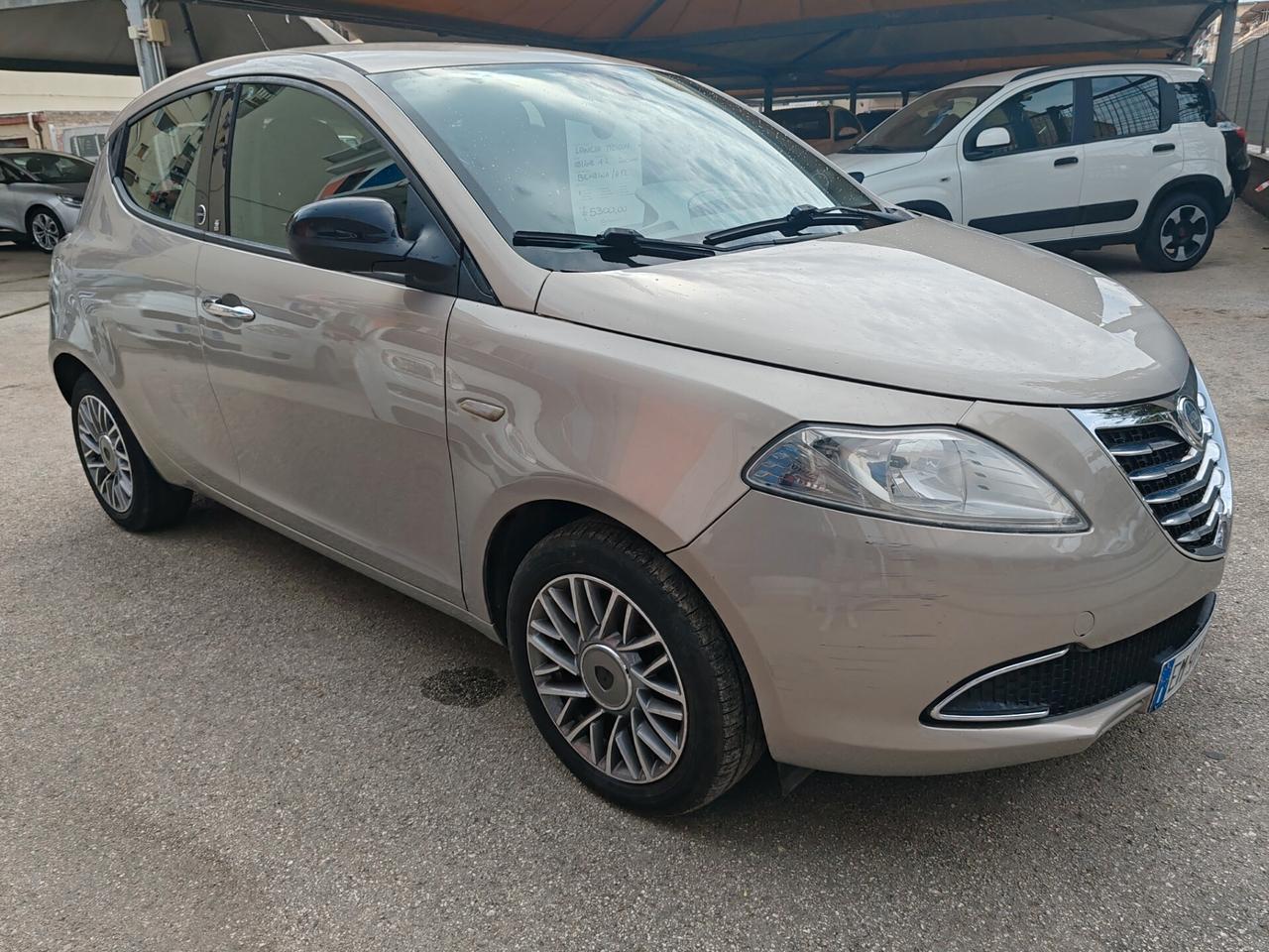 Lancia Ypsilon 1.2 69 CV 5 porte GPL Ecochic Gold