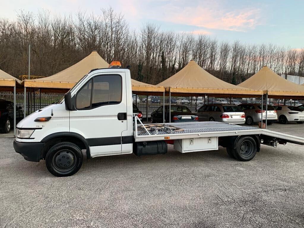 Iveco DAILY 50 c 13 2.8 JTD 130 CV