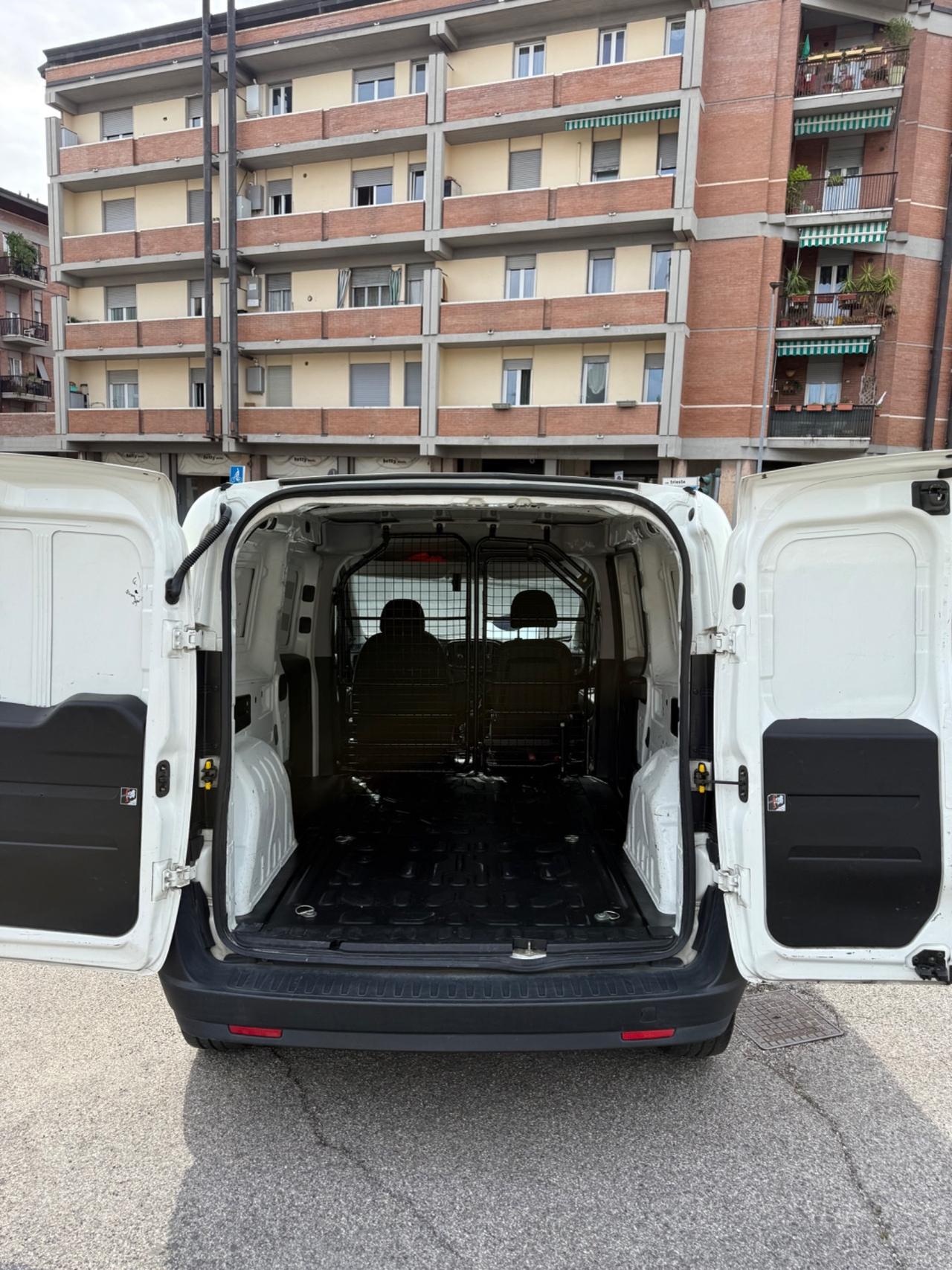 Fiat Doblo Doblò 1.6 MJT 16V 120CV Easy