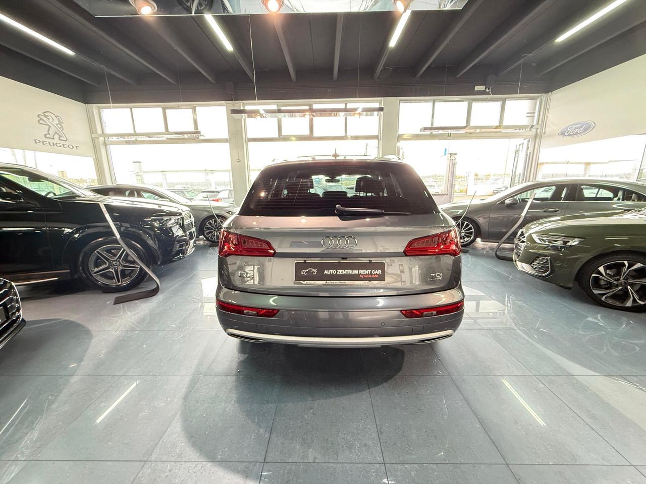 Audi Q5 2.0 TDI quattro S -LINE