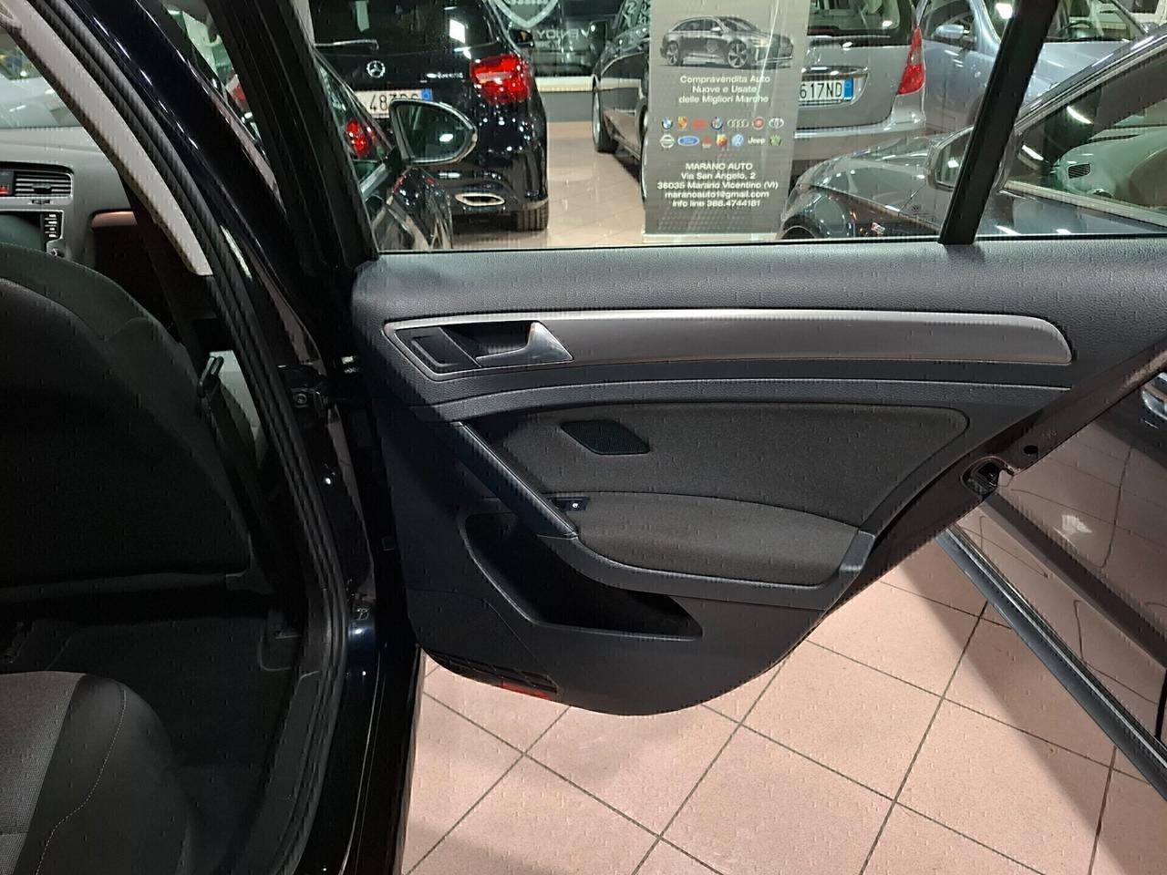 Volkswagen Golf 1.6 TDI 90 CV Neopatentato