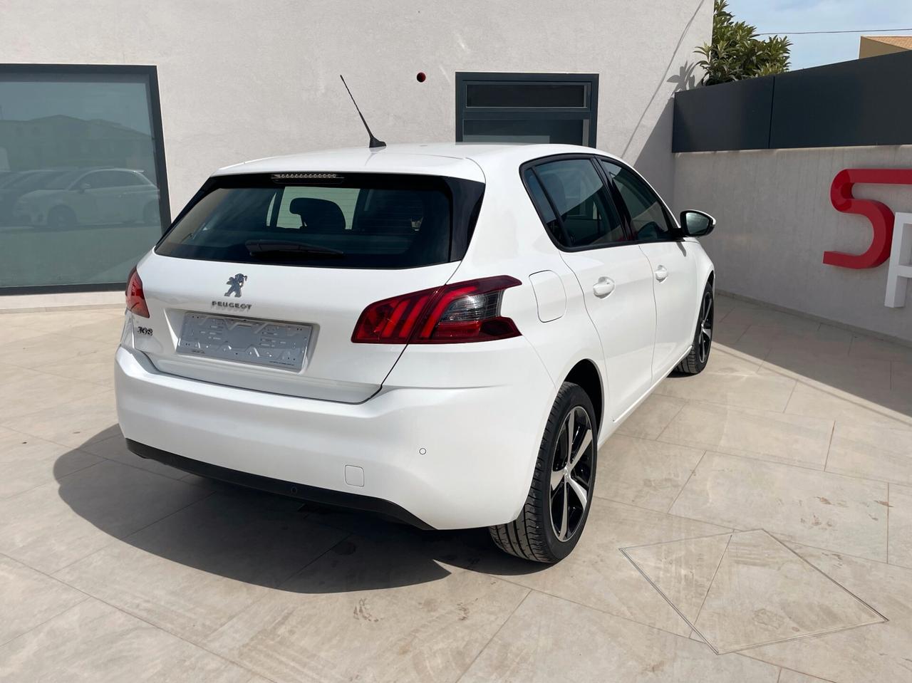 Peugeot 308 BlueHDi 130 S&S Allure