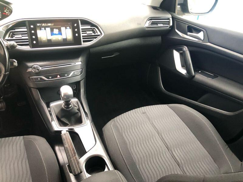 Peugeot 308 1.6BlueHDi 120cv 2017 Allure