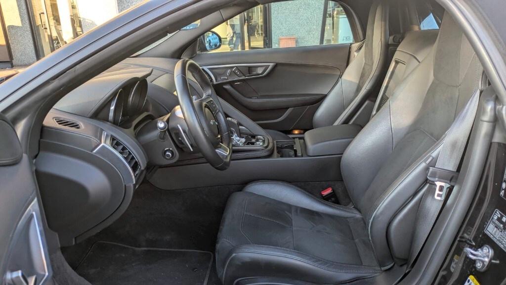 JAGUAR F-Type (X152) F-Type 2.0 aut. Conv...