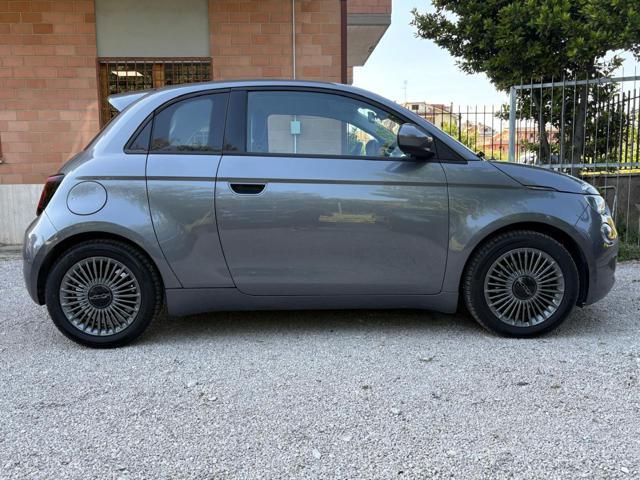 FIAT 500e 3+1 42 kWh Icon