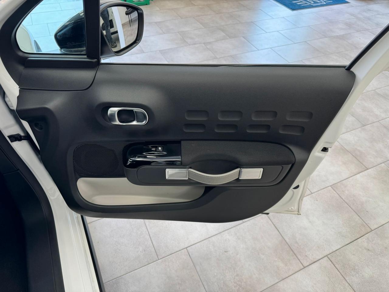 Citroen C3 BlueHDi 100 S&S Shine