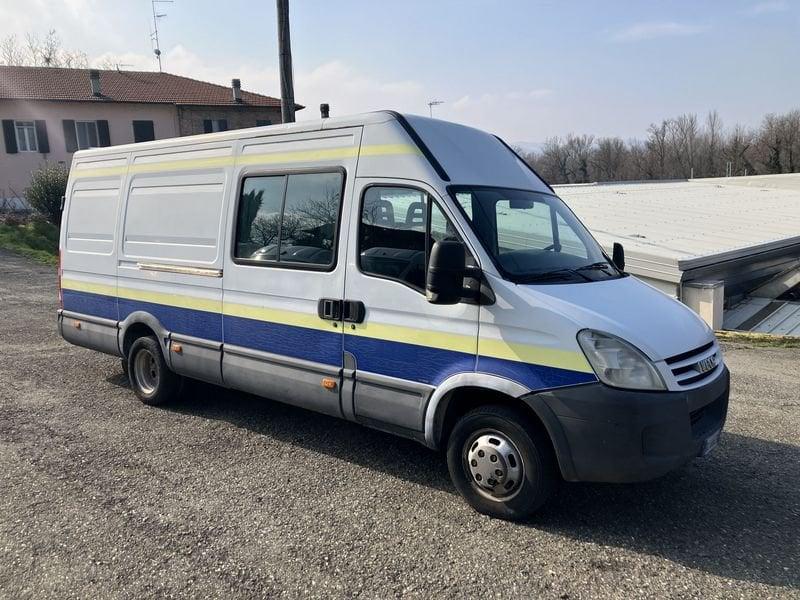 Iveco Daily Daily 35C15 3.0 Hpi PL-RG Cabinato 6 posti