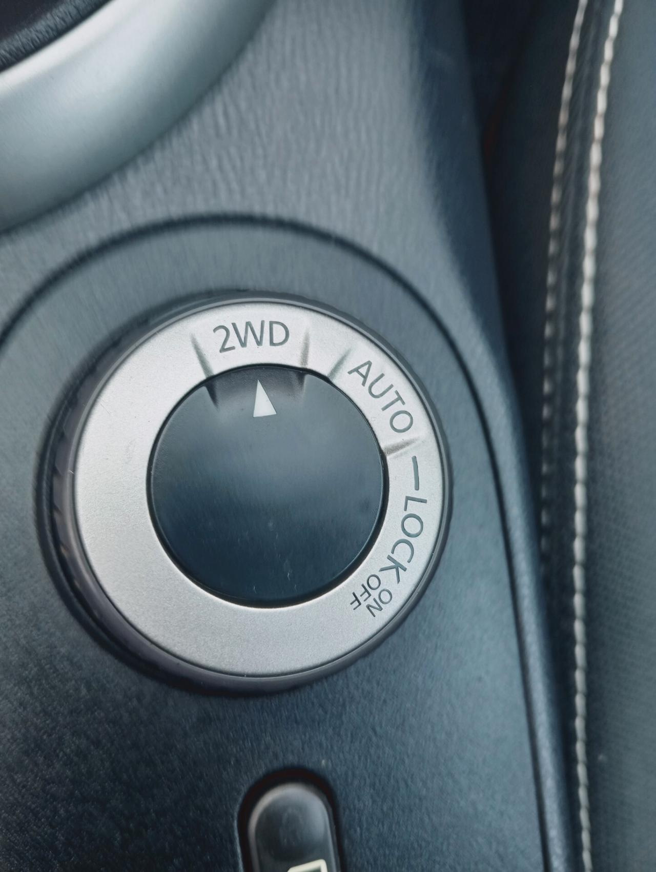 Nissan Qashqai 2.0 dCi DPF 4WD n-tec