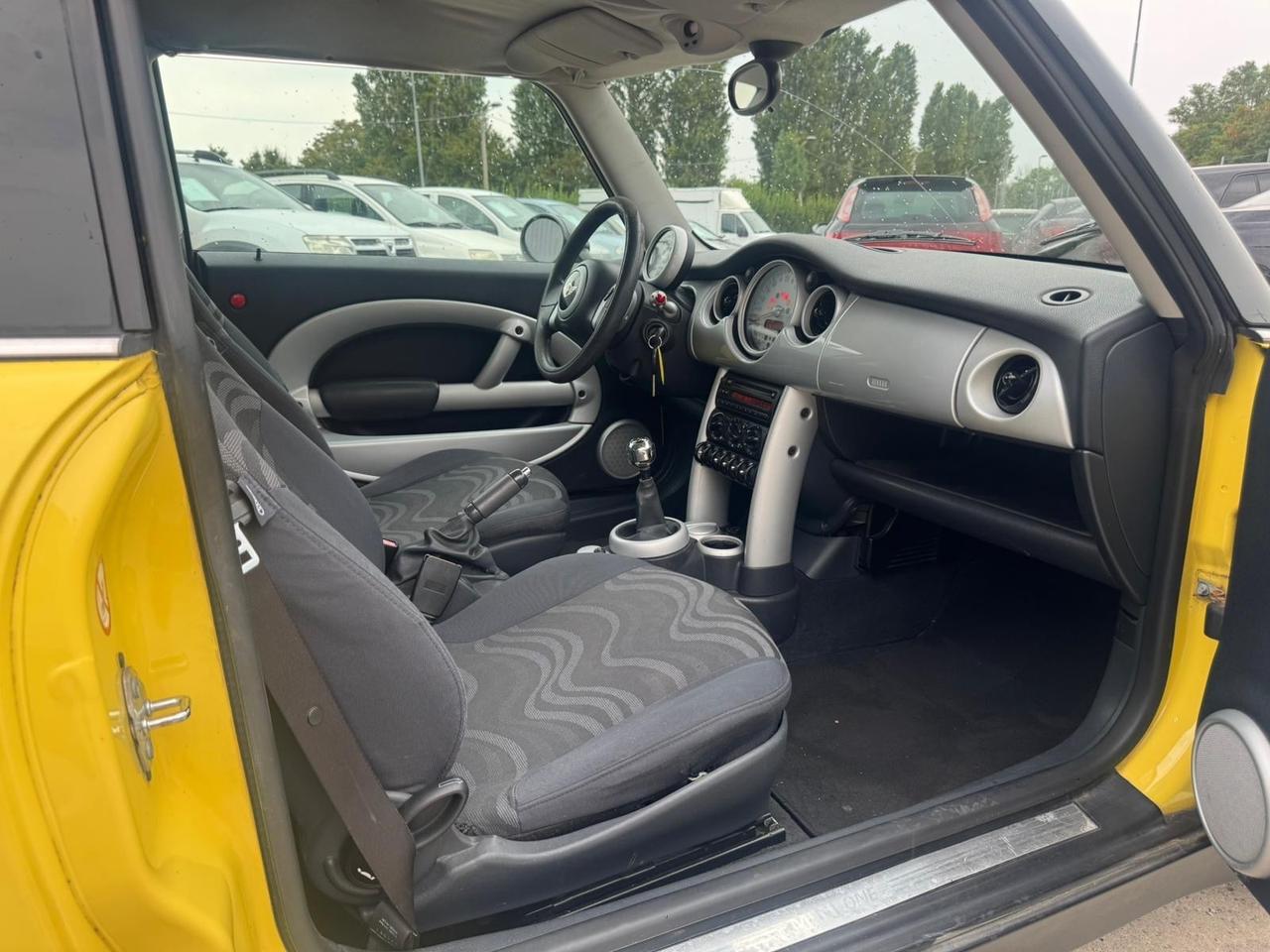 Mini 1.6 16V One de luxe