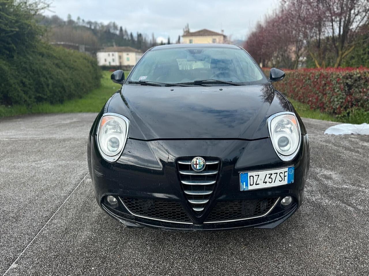 Alfa Romeo MiTo 1.6 JTDm 16V Distinctive Sport Pack