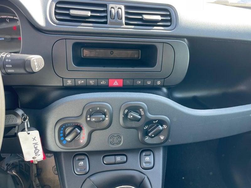 FIAT Panda 1.0 firefly hybrid s&s 70cv