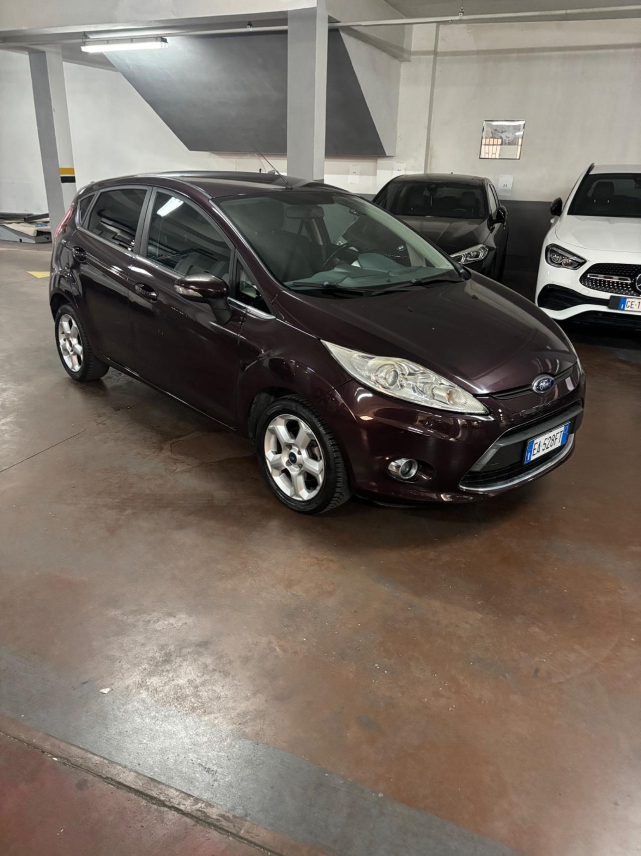 Ford Fiesta 1.4 5 porte Bz.- GPL