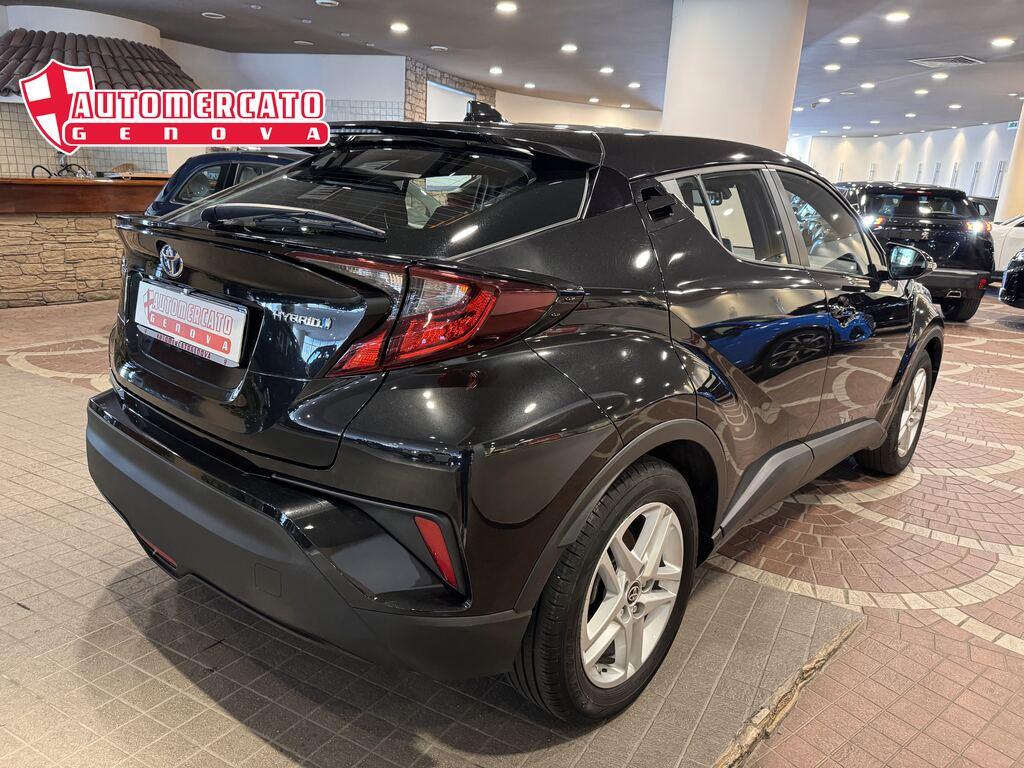 Toyota C-HR 1.8 Hybrid Active E-CVT