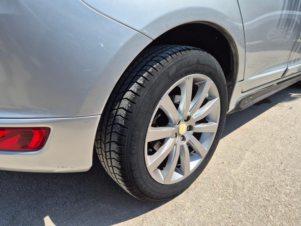 Volvo XC60 D5 AWD 205cv Geartronic Momentum