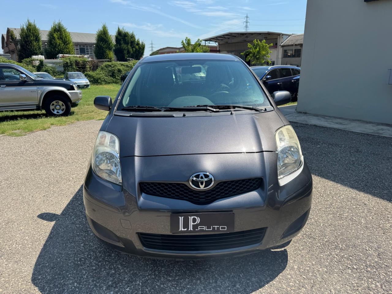 Toyota Yaris 1.0 5 porte