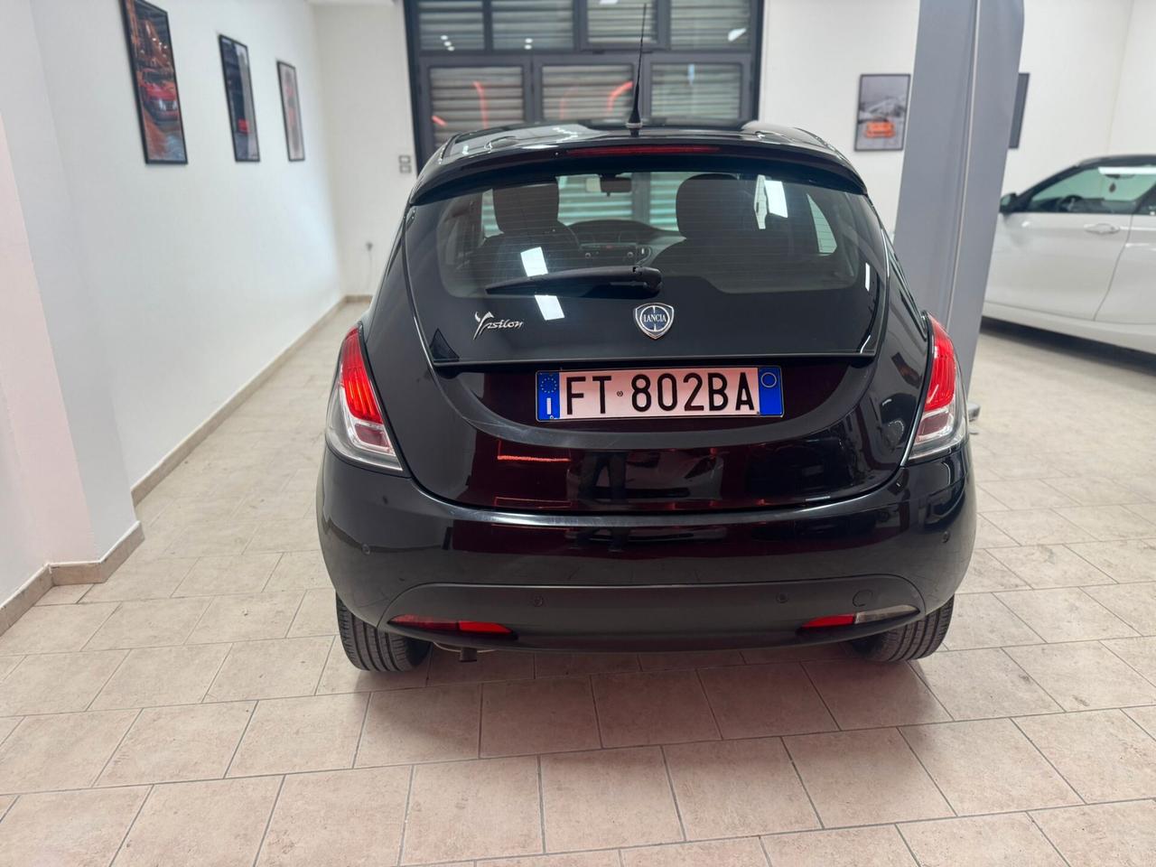 Lancia Ypsilon 1.2 69 CV Platino