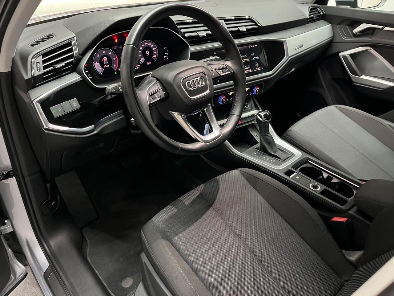 AUDI Q3 - S TRONIC S LINE EDITION