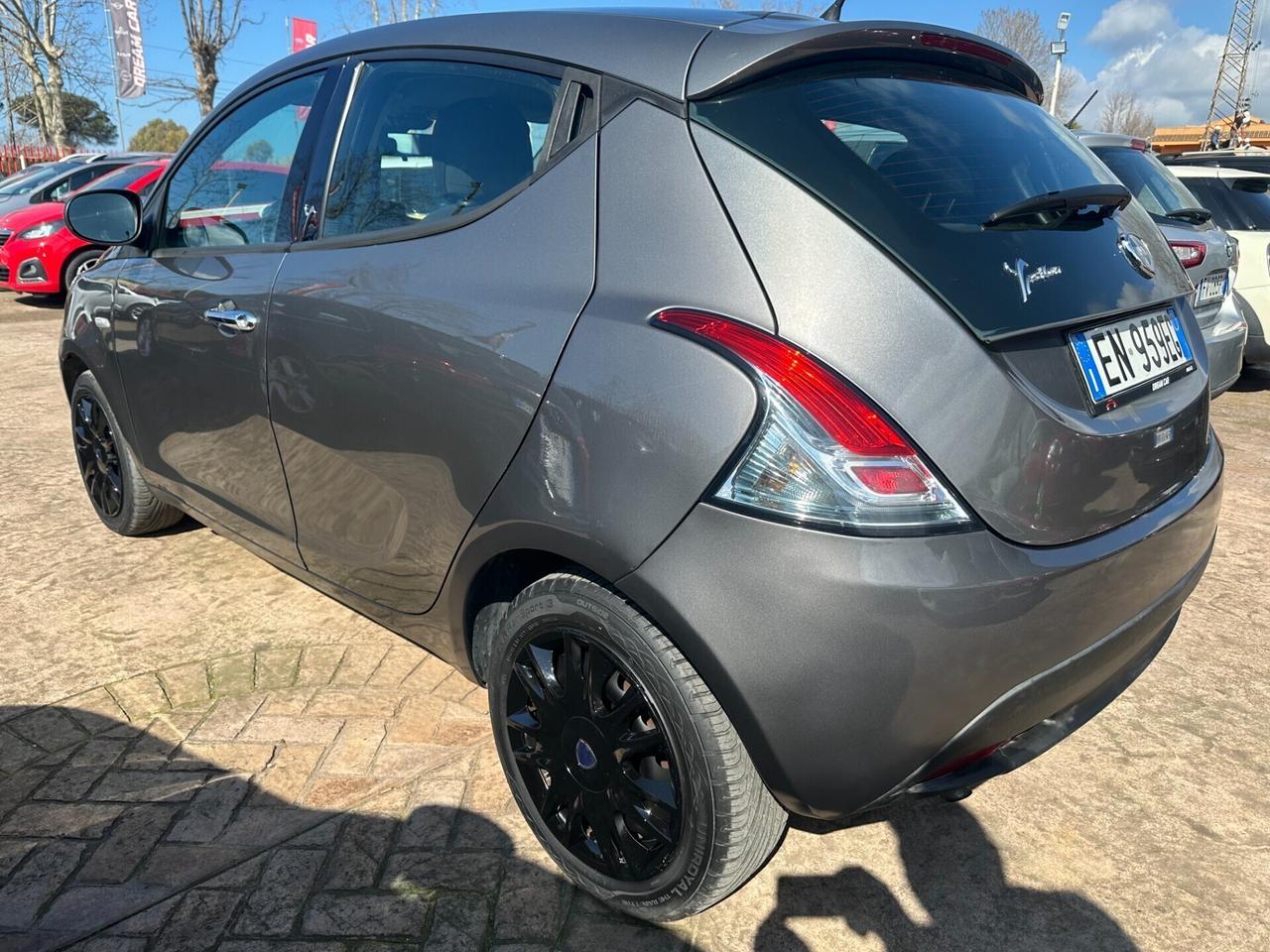 LANCIA YPSILON GOLD TAGLIANDI FINANZIAMENTO