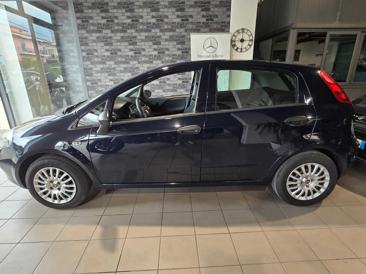 Fiat Punto 1.3 MJT II S&S 95 CV 5 porte Street