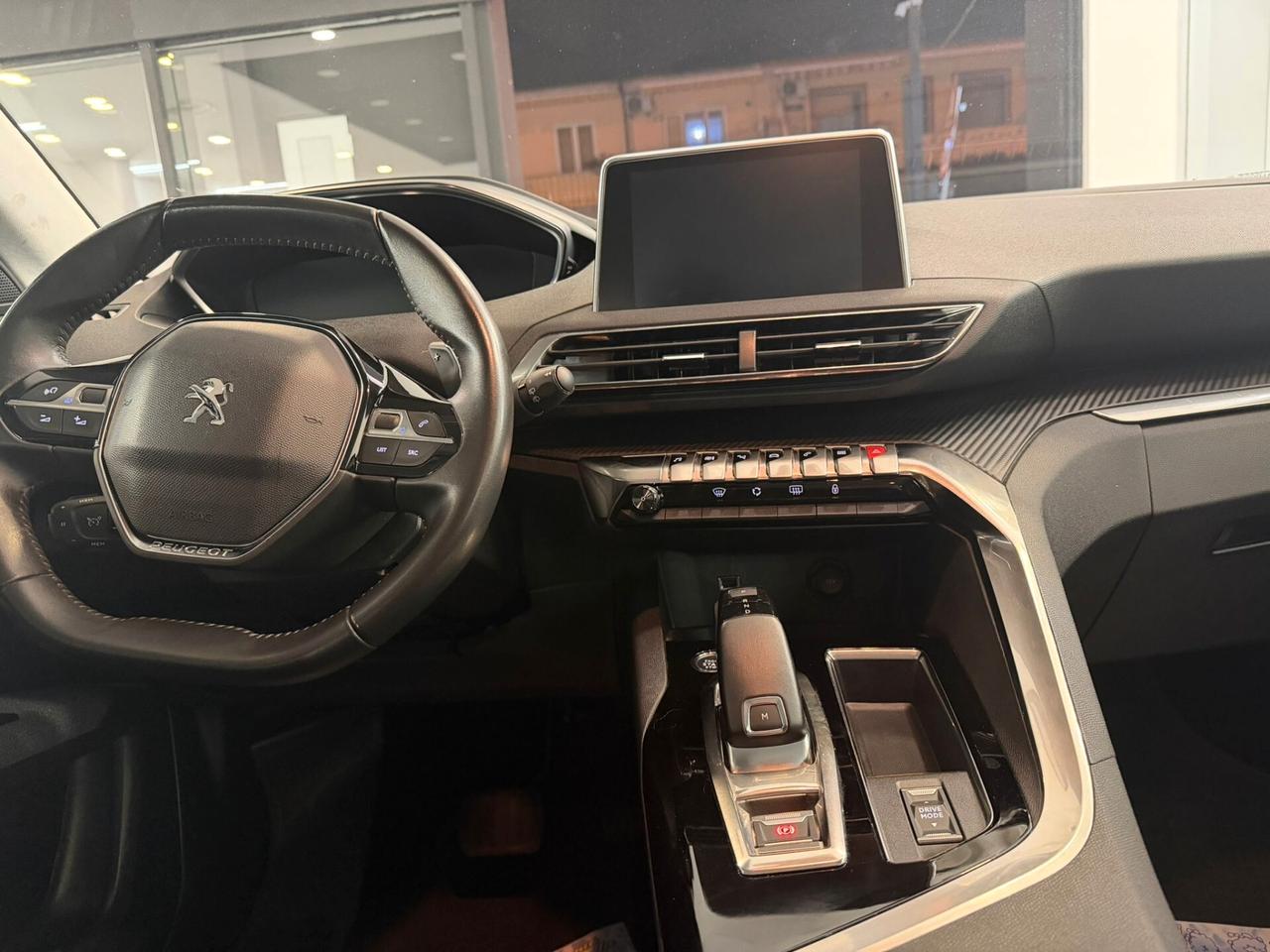 Peugeot 3008 BlueHDi 130 S&S EAT8 Allure