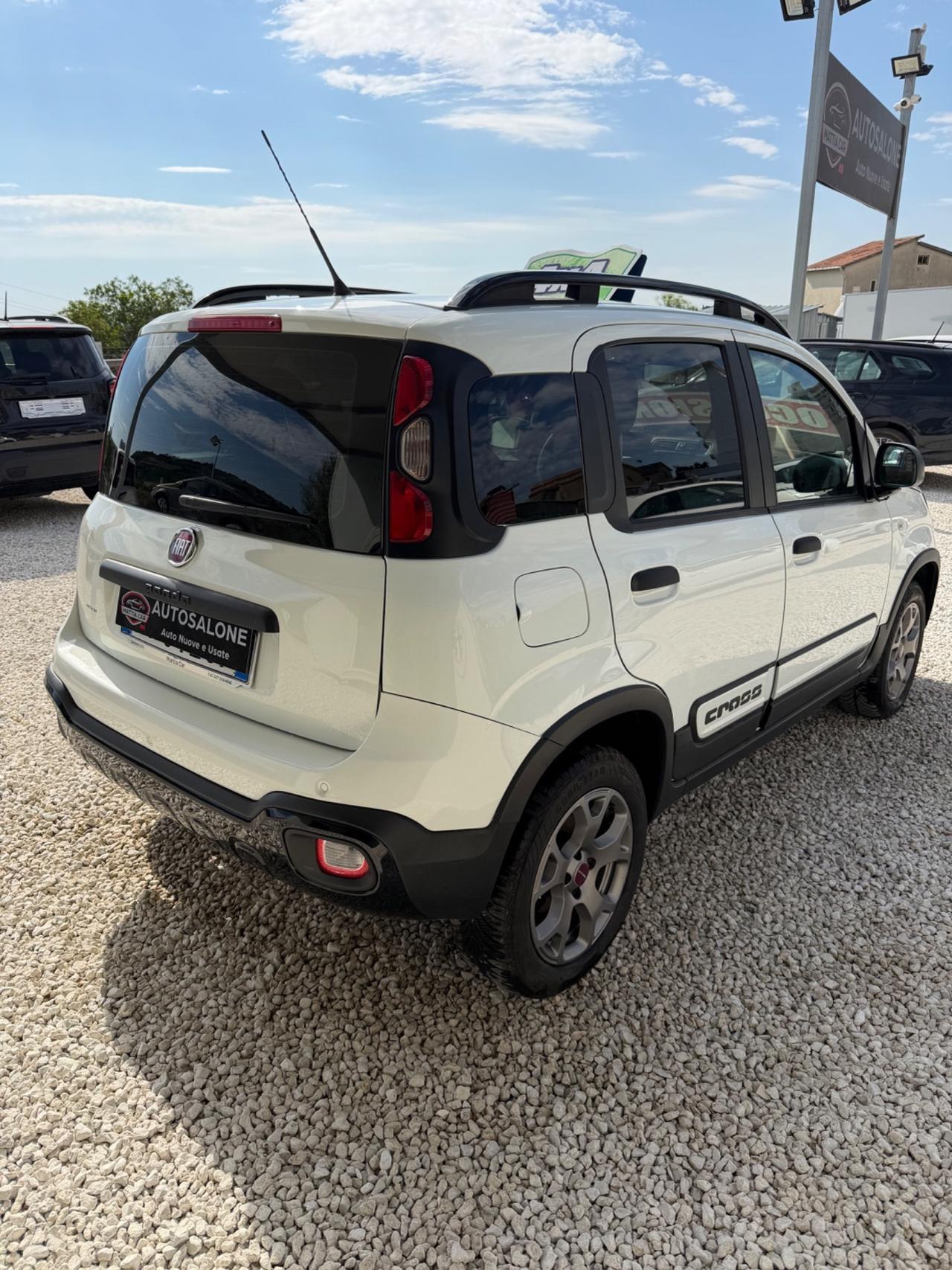 Fiat Panda 1.3 MJT 80 CV S&S Lounge allestimento cross